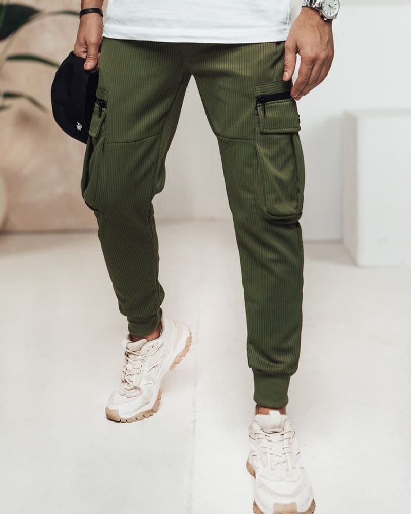 Trendy zelené kapsáčové joggery