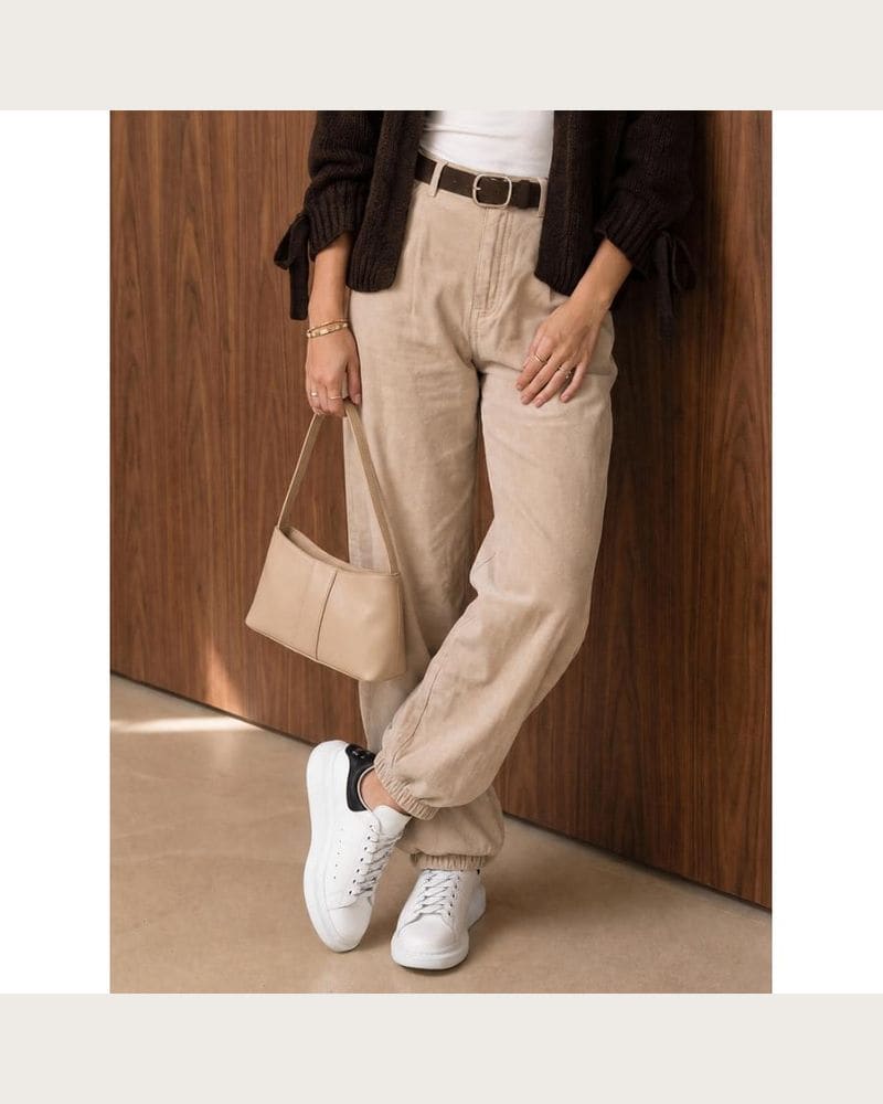 Dámske béžové menčestrové joggery