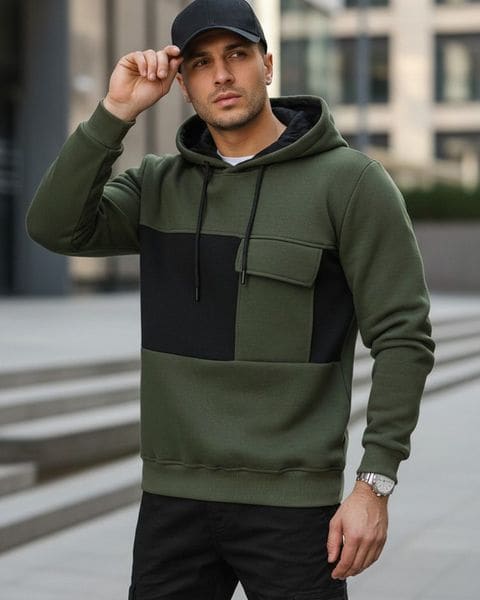 Zaujímavá khaki mikina s vreckom a s kapucňou