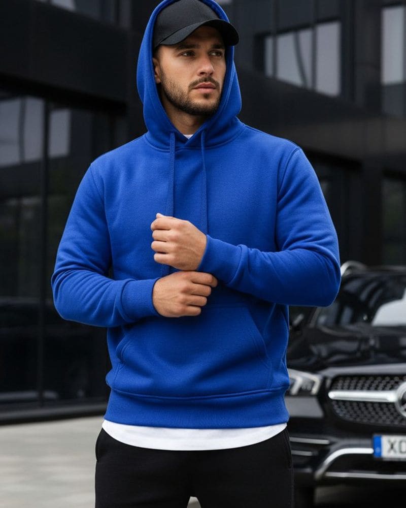 Trendy jednoduchá modrá mikina – fotka 2
