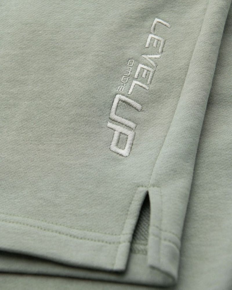 Trendy svetlozelené kraťasy s logom – fotka 6