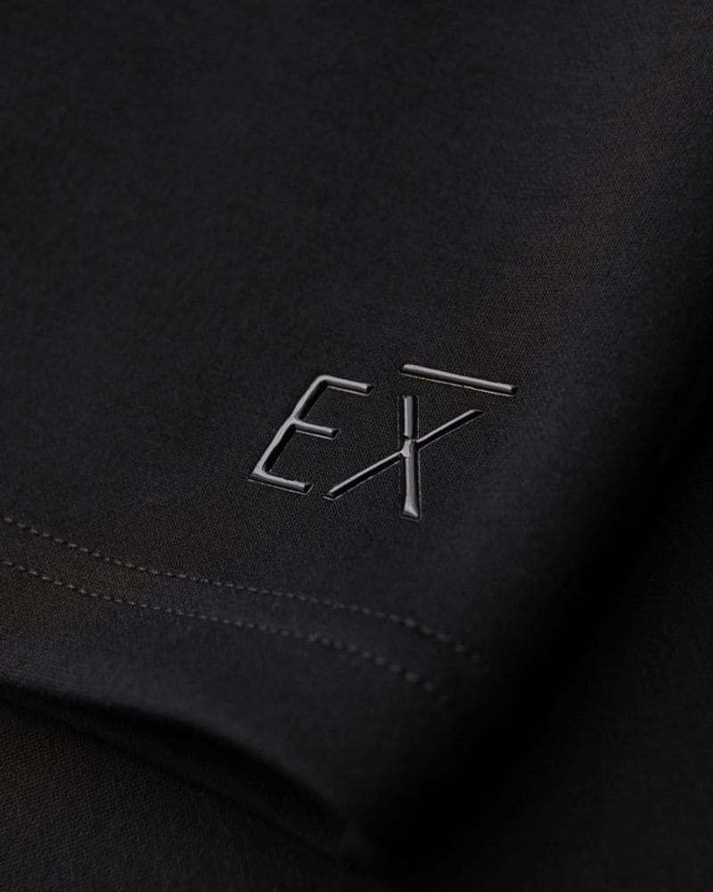 Trendy čierne pánske kraťasy s logom – fotka 5