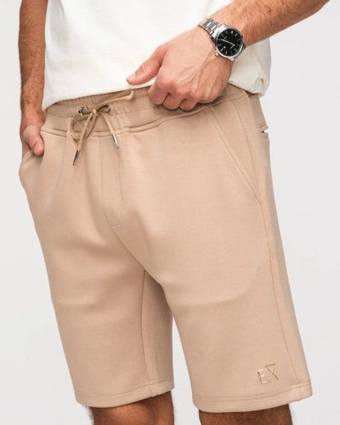 Trendy béžové pánske kraťasy s logom