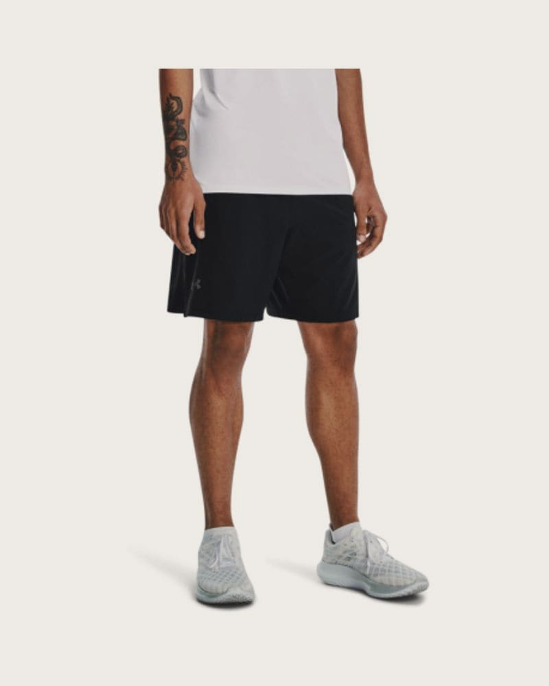 Pánske bežecké kraťasy UNDER ARMOUR LAUNCH ELITE 7 inch SHORT-BLK