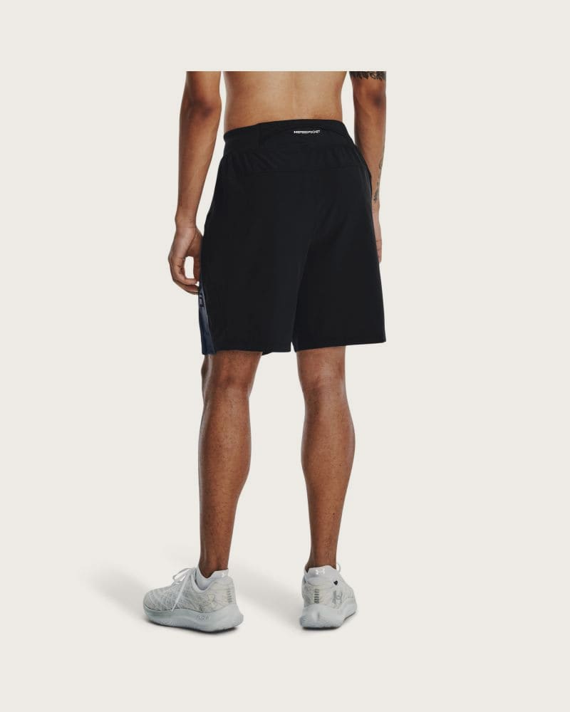 Pánske bežecké kraťasy UNDER ARMOUR LAUNCH ELITE 7 inch SHORT-BLK – fotka 2