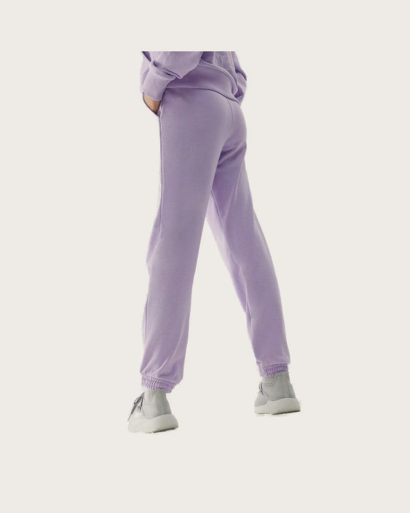 Dievčenské tepláky 4F JUNIOR TROUSERS-JAW23TTROF426-52S-LIGHT VIOLET – fotka 2